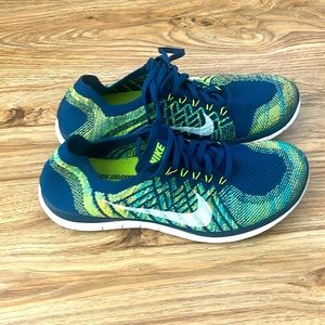 Nike Women’s Fly Knit Sneakers